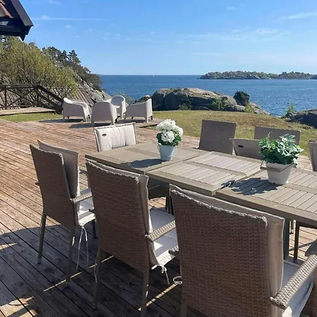 On Aloya With Views To The Skagerrak Semesterbostad